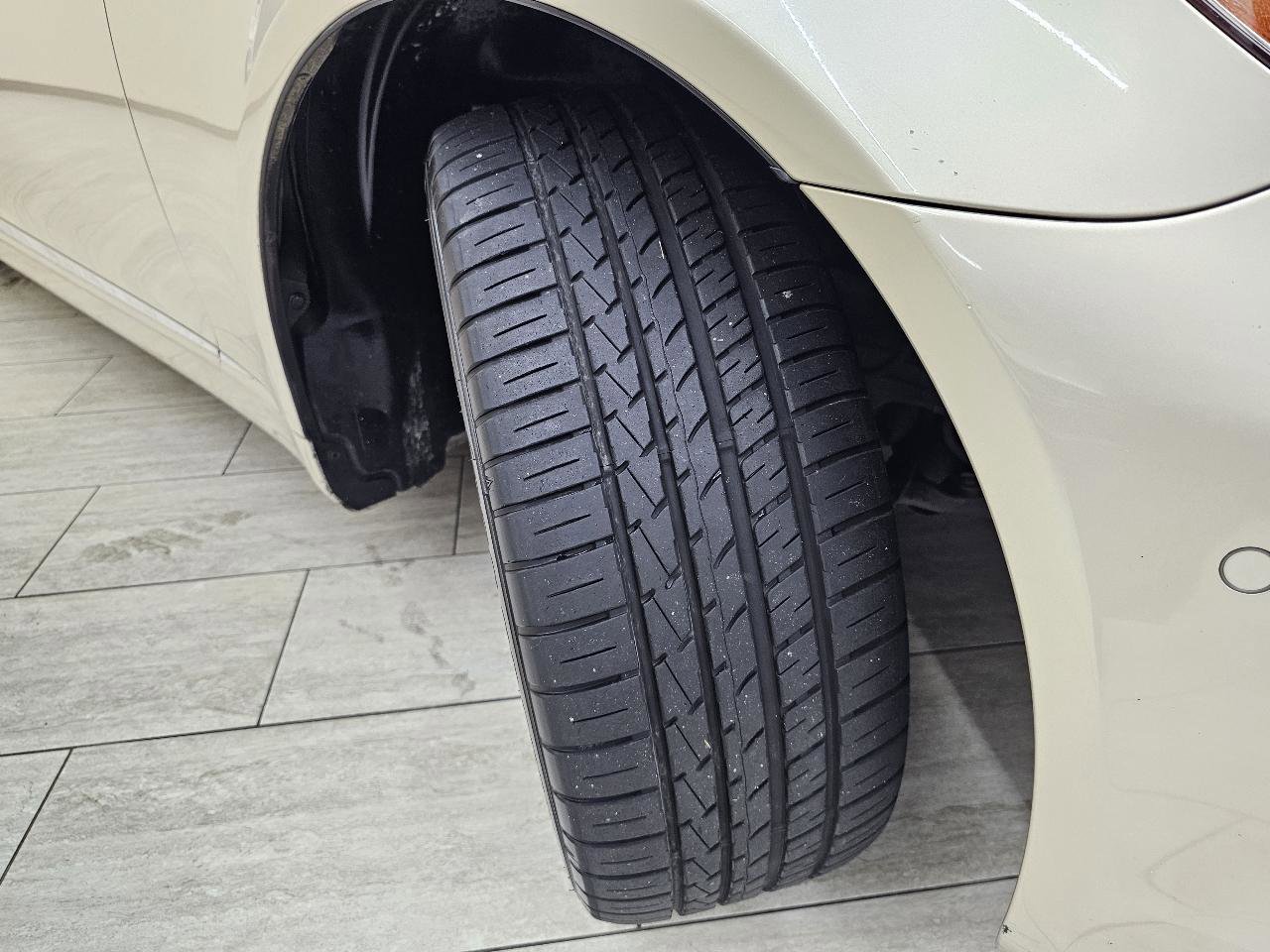 Used 2010 Lexus LS 460 Luxury image 42