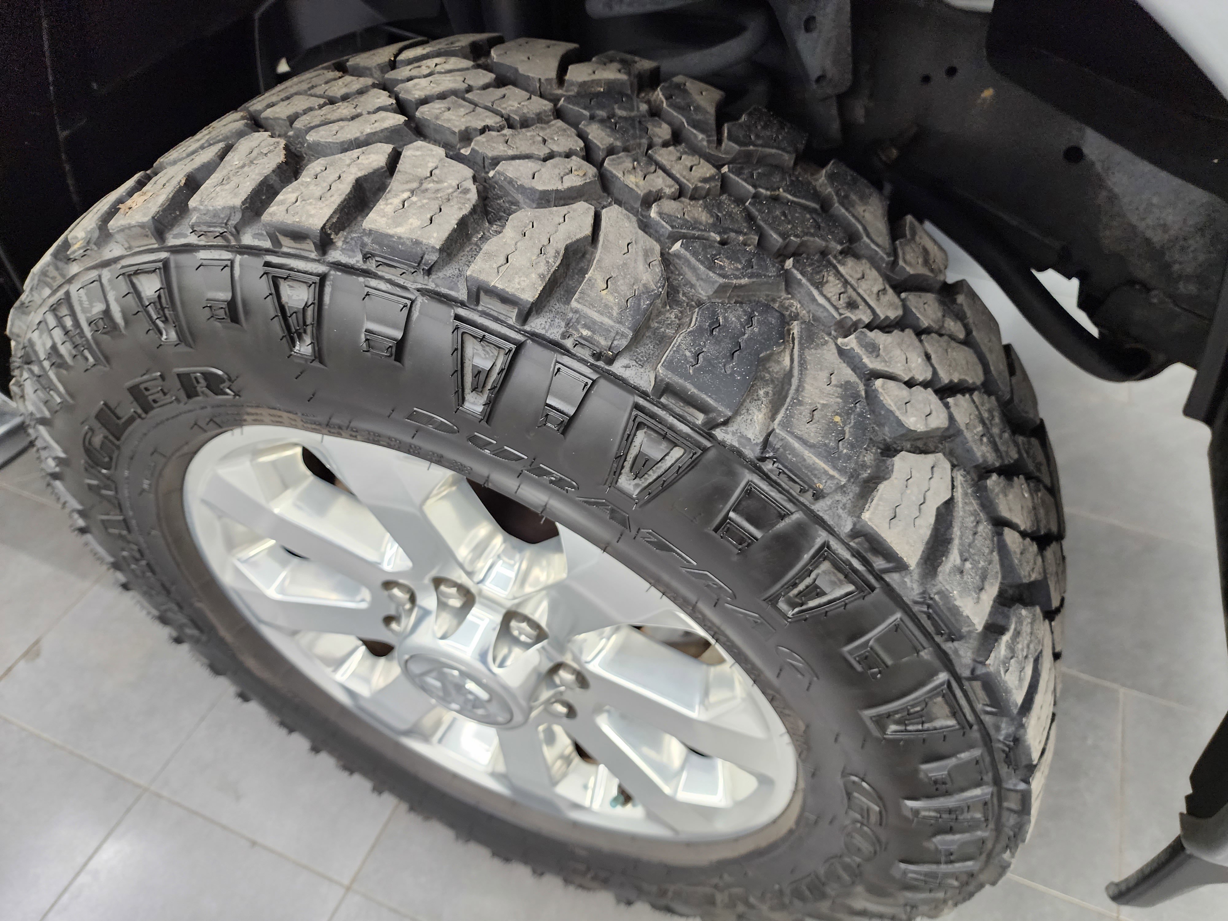 Used 2022 RAM 2500 Big Horn w/ Level C Equiment Group image 3