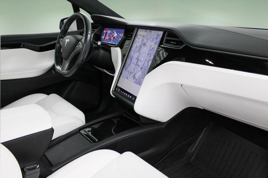 Used 2018 Tesla Model X 75D AWD/4WD image 26