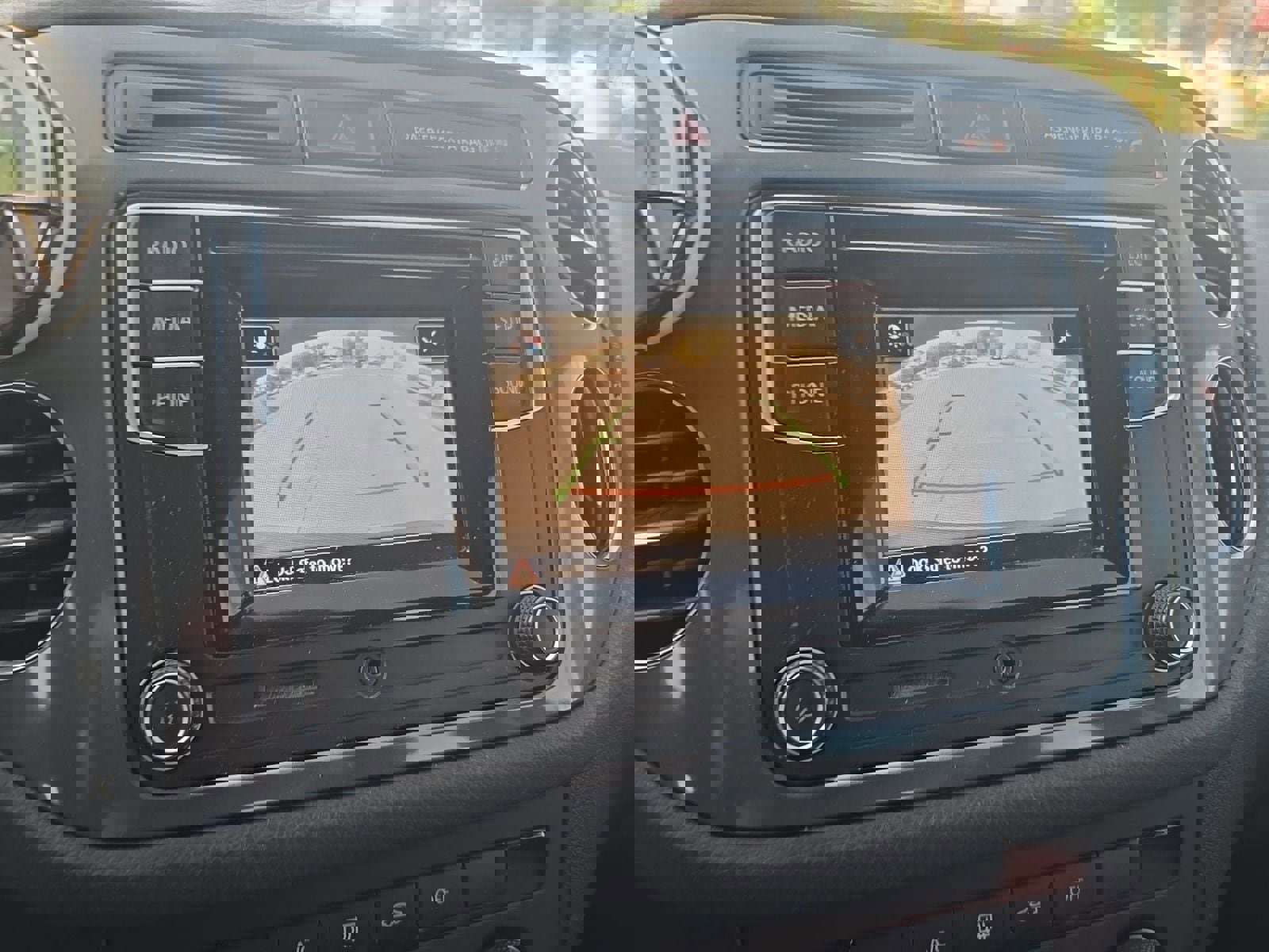 Used 2018 Volkswagen Tiguan Limited image 8