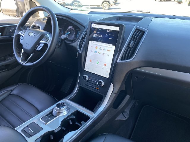 Certified 2024 Ford Edge SEL w/ Convenience Package AWD/4WD image 16