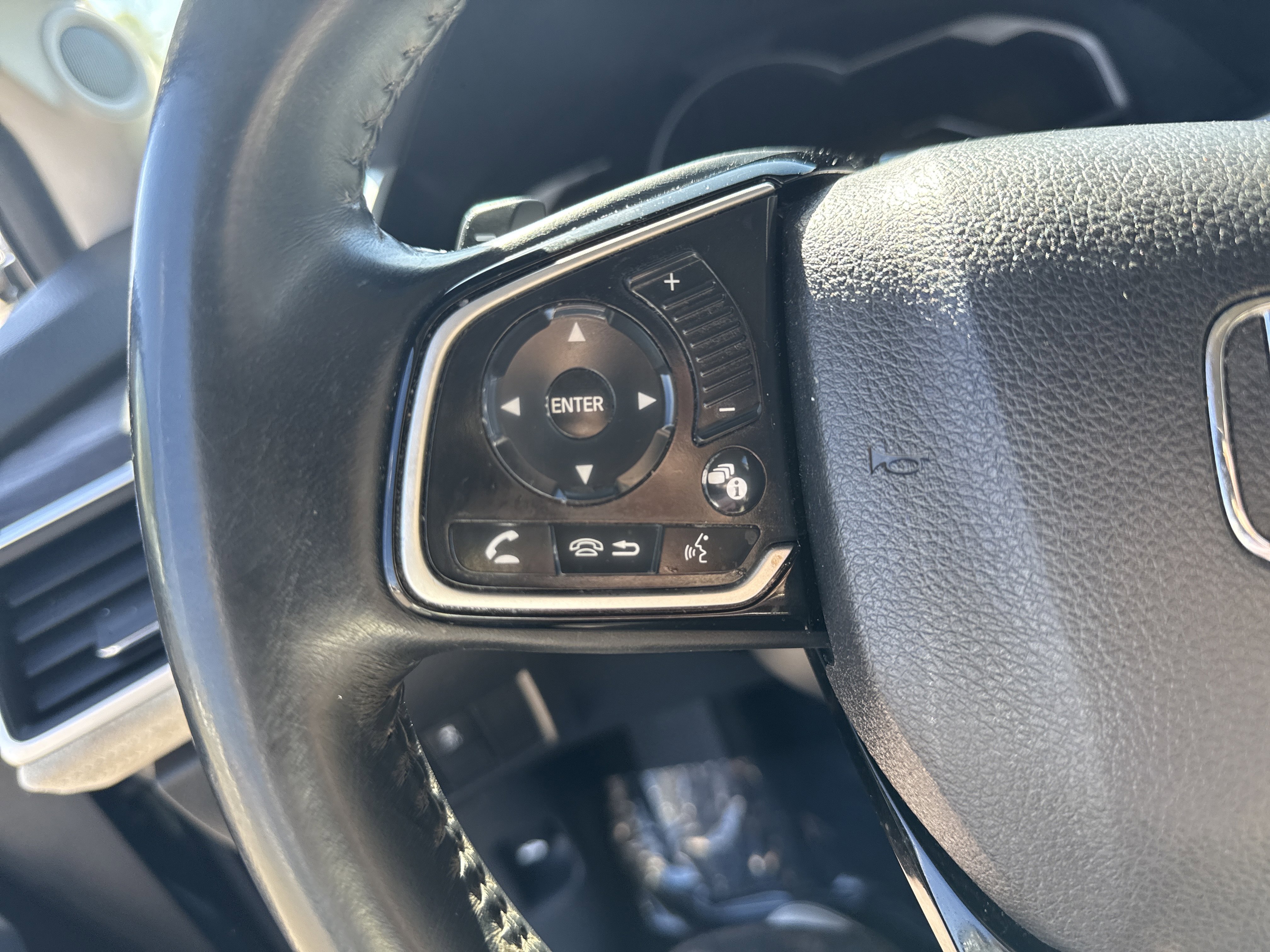 Used 2018 Honda Clarity Touring image 23