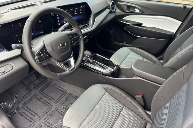 New 2026 Chevrolet Trax LT w/ Midnight Edition image 13