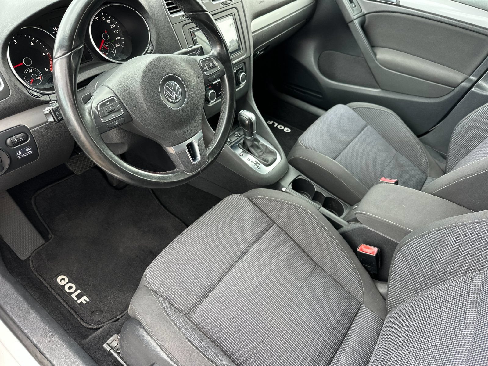 Used 2011 Volkswagen Golf TDI FWD image 9
