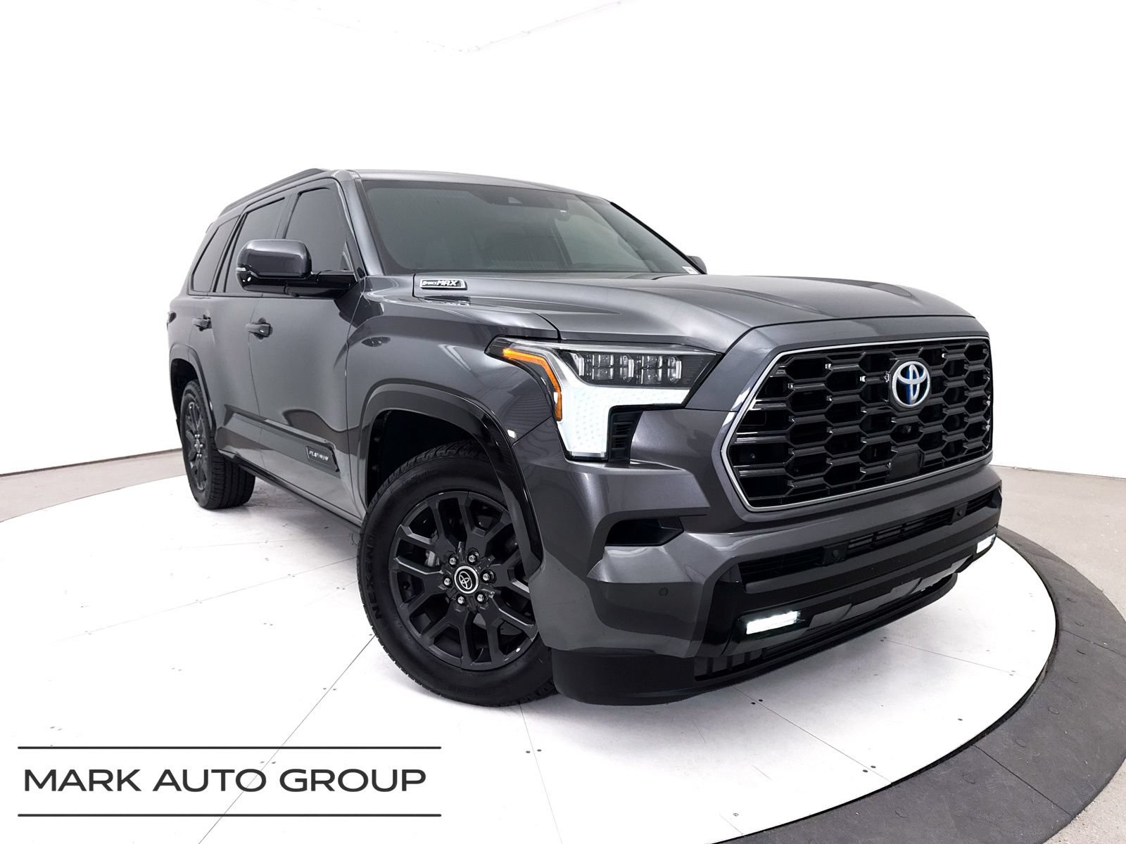 Used 2023 Toyota Sequoia Platinum AWD/4WD video 1