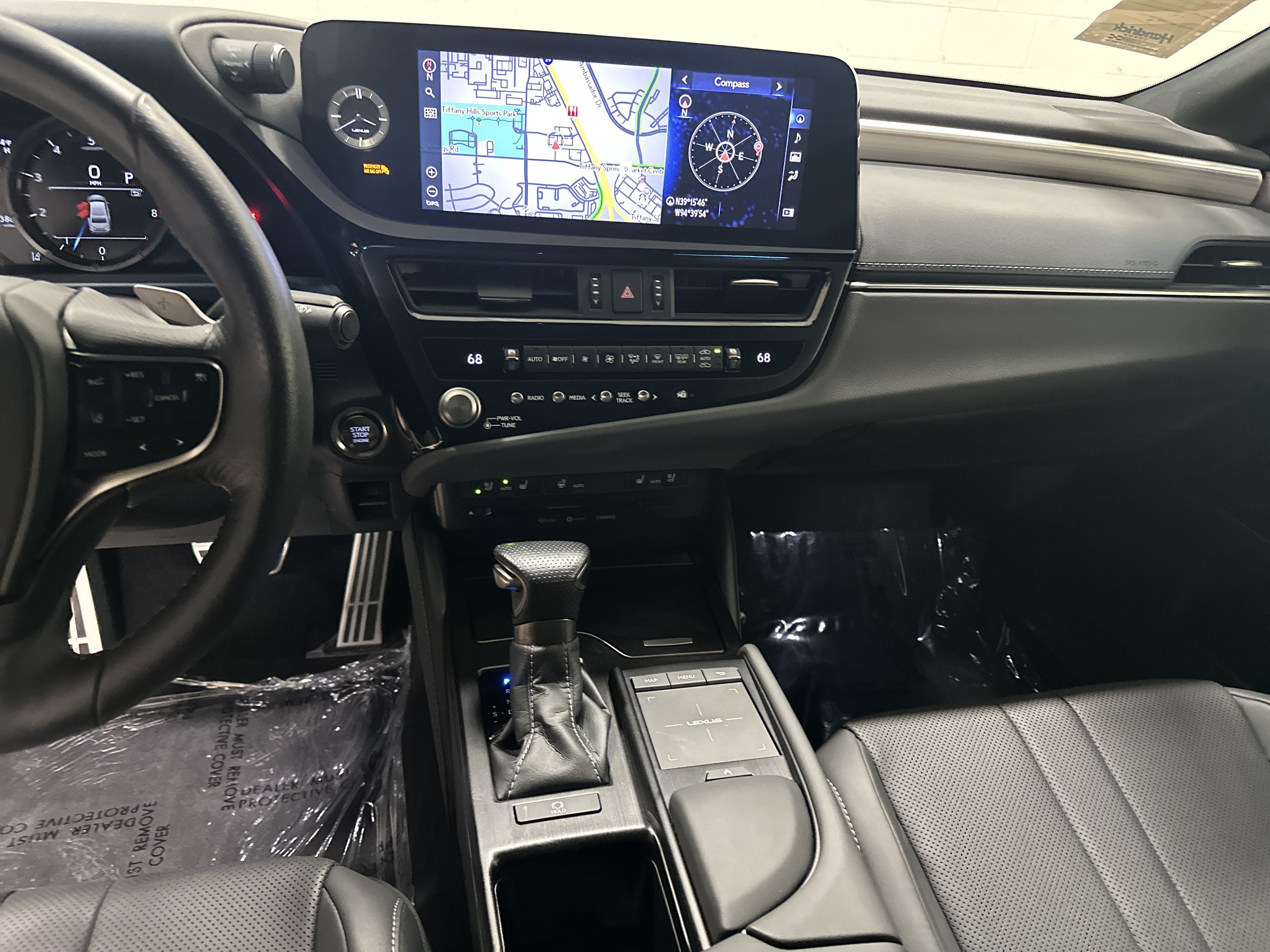 Certified 2022 Lexus ES 350 F Sport w/ Accessory Package FWD image 30