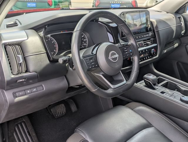 Used 2023 Nissan Pathfinder SL AWD/4WD image 30