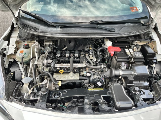 Used 2022 Nissan Versa SV FWD image 26