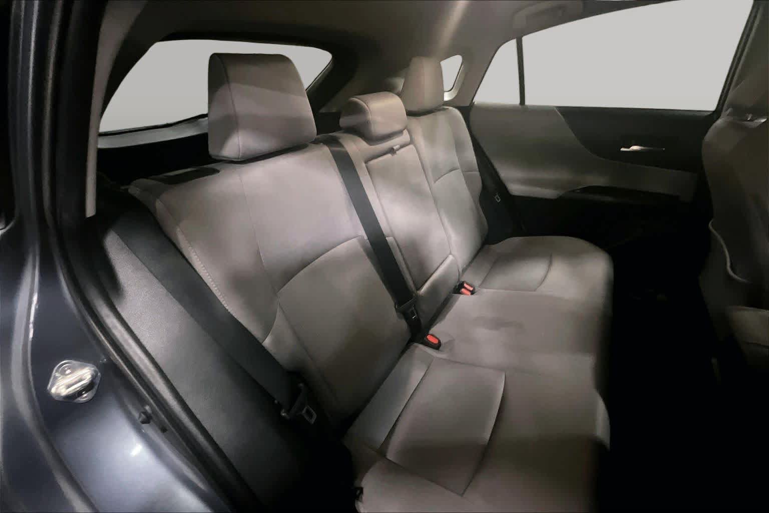 Used 2023 Toyota Venza LE AWD/4WD image 20