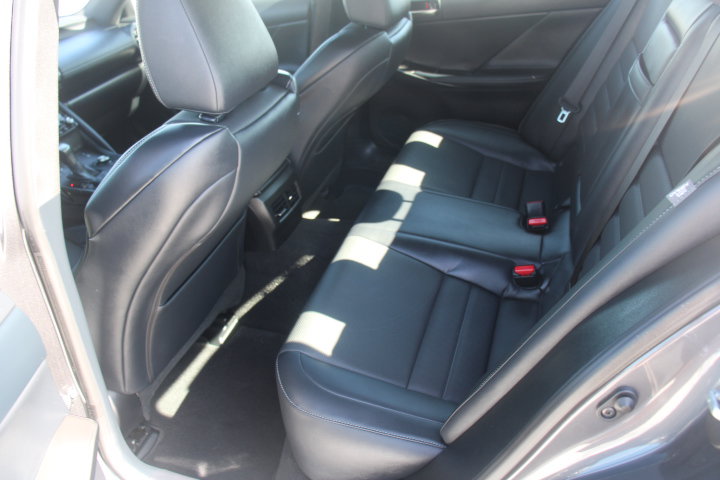 Used 2025 Lexus IS 350 F Sport RWD image 14