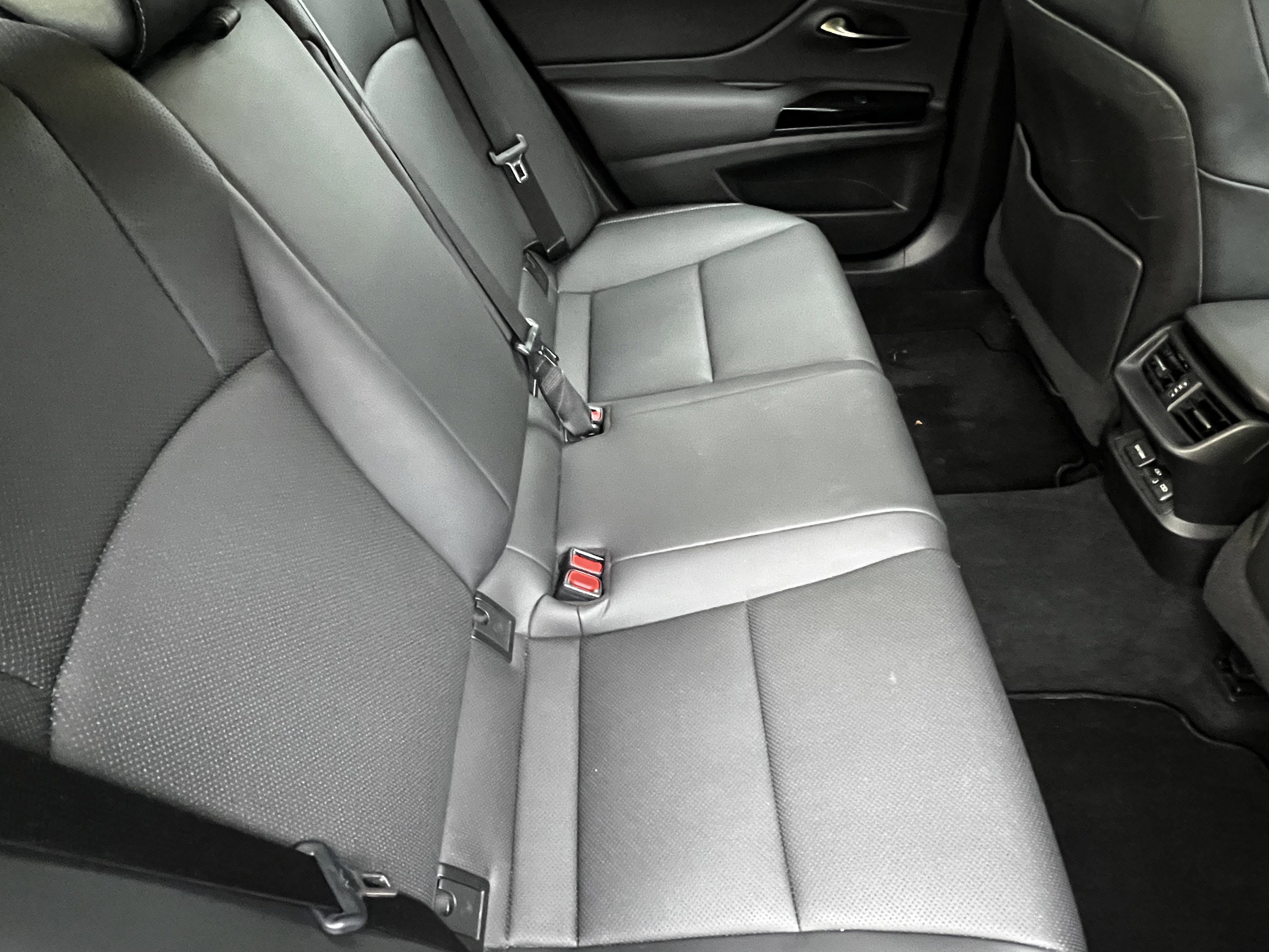 Certified 2022 Lexus ES 350 w/ Premium Package image 40