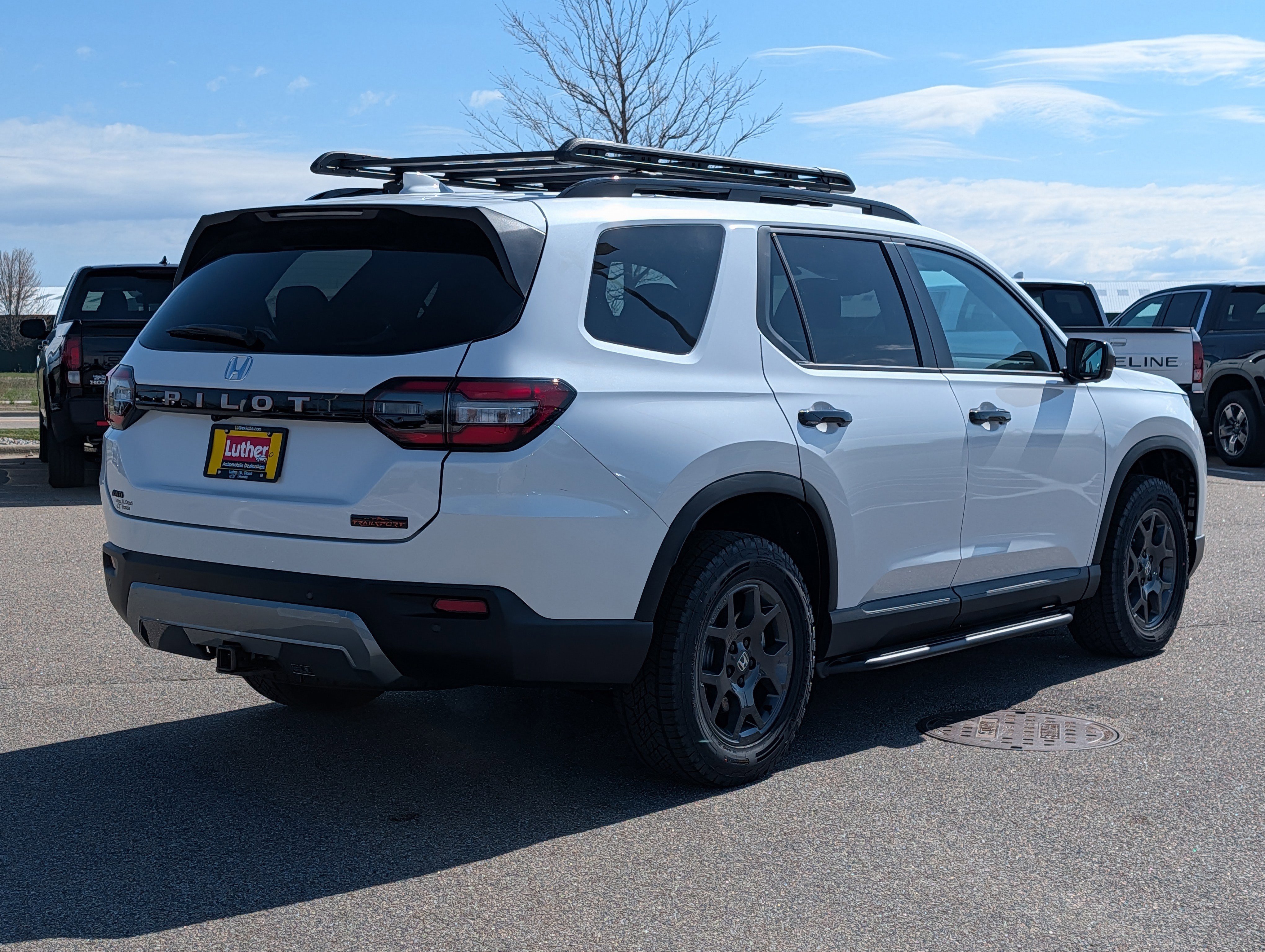 New 2026 Honda Pilot TrailSport image 4