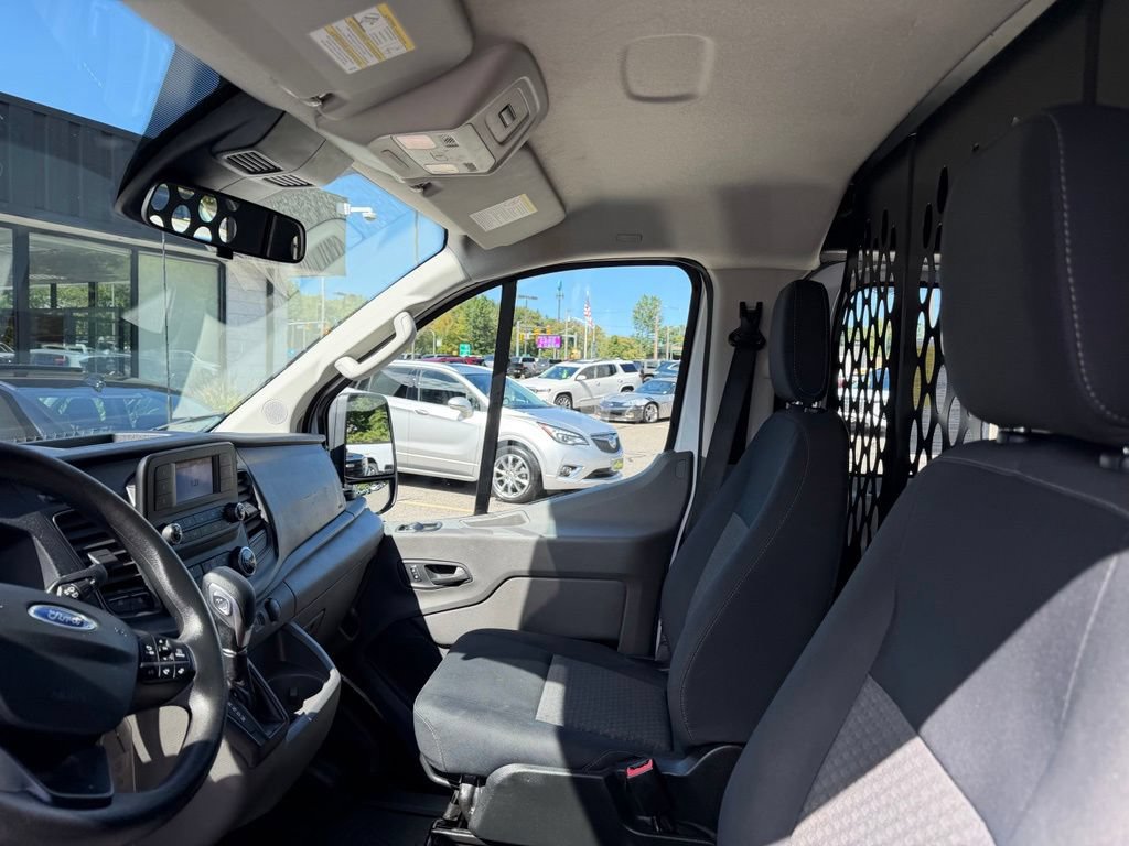 Used 2025 Ford Transit 250 Low Roof w/ Exterior Upgrade Package RWD image 9