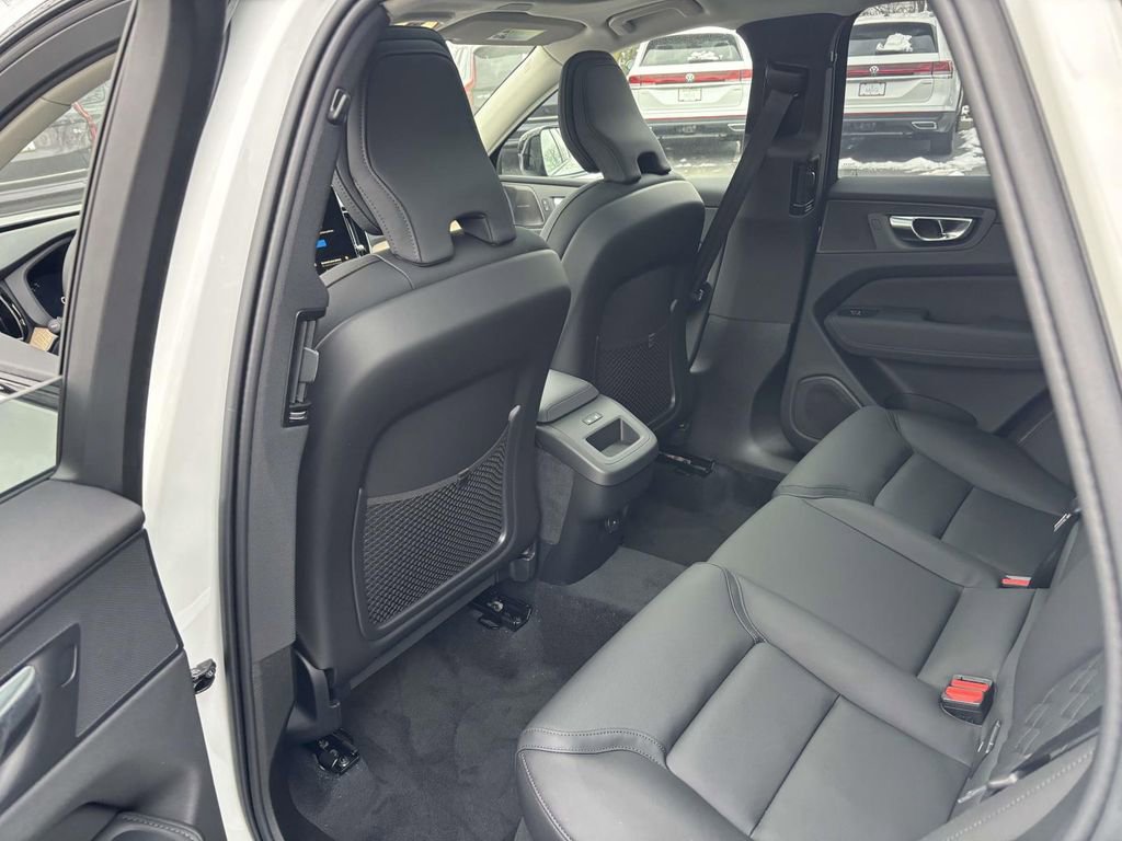 New 2026 Volvo XC60 B5 Plus w/ Protection Package Premier image 26