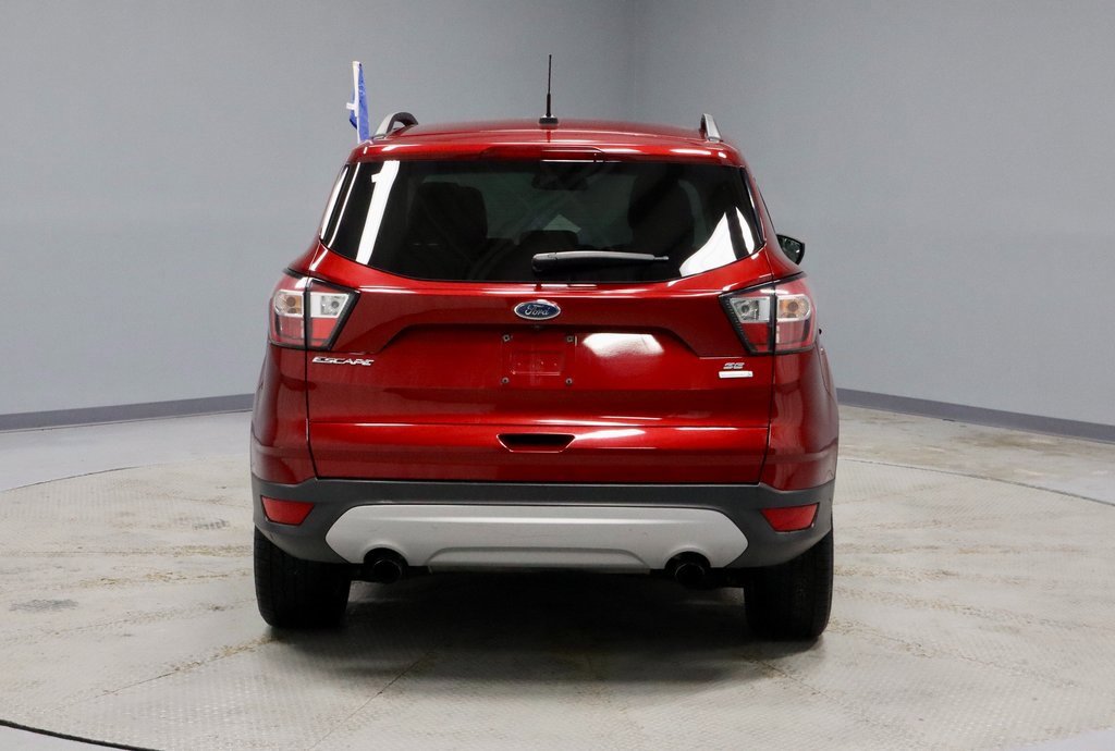 Certified 2018 Ford Escape SE image 9