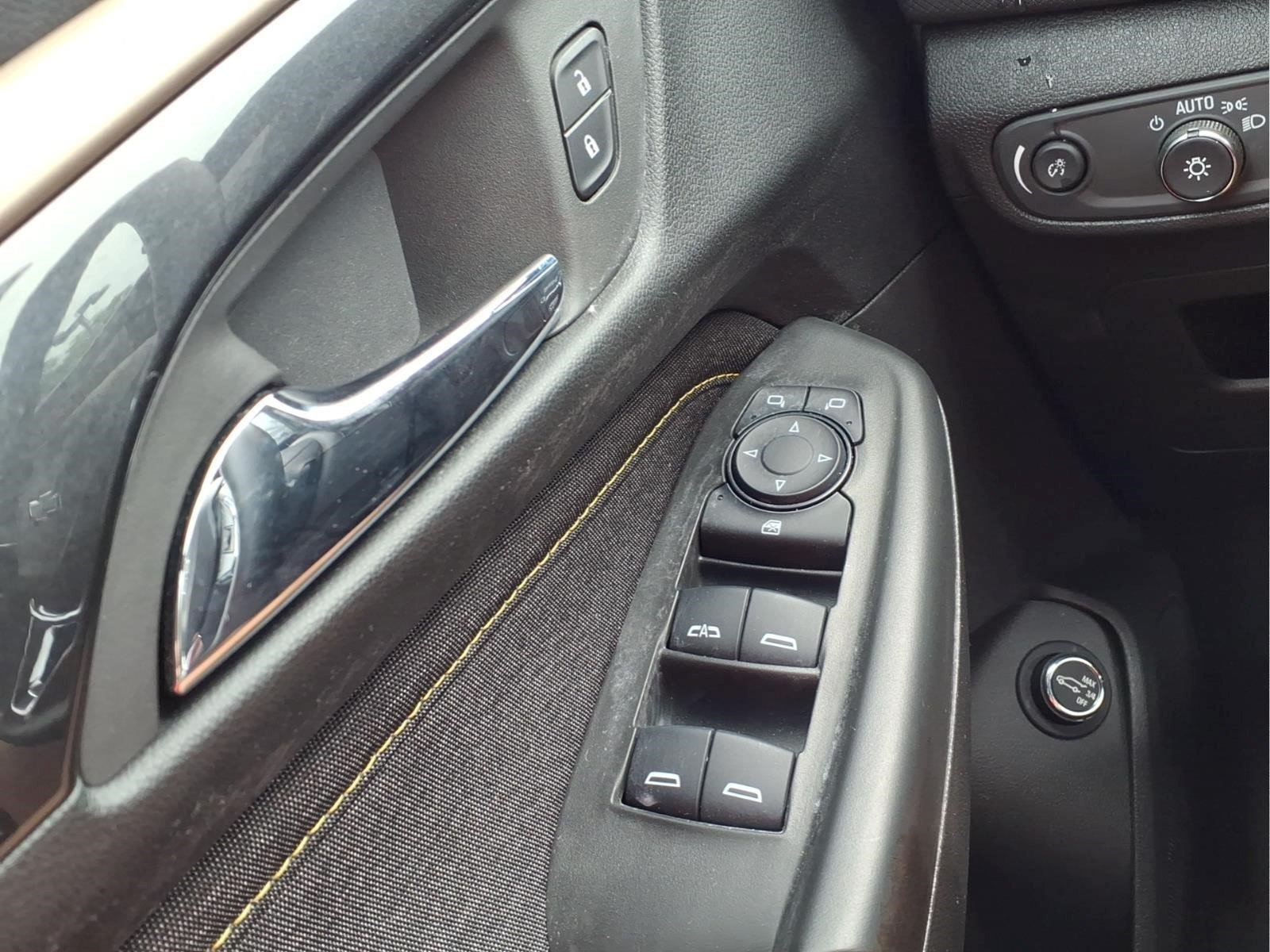 Used 2025 Chevrolet TrailBlazer ACTIV w/ Convenience Package AWD/4WD image 26