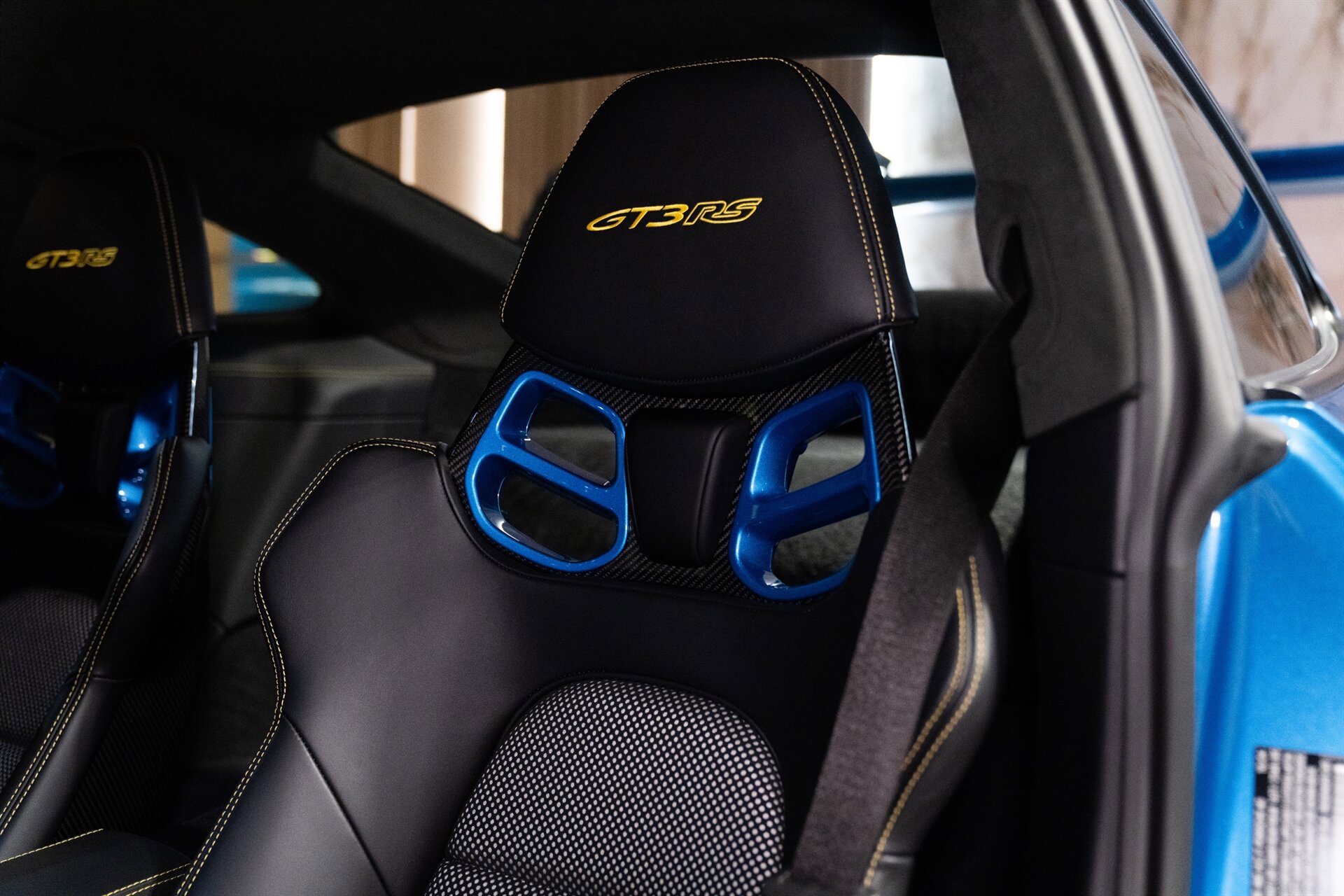 Used 2025 Porsche 911 GT3 RS RWD image 22