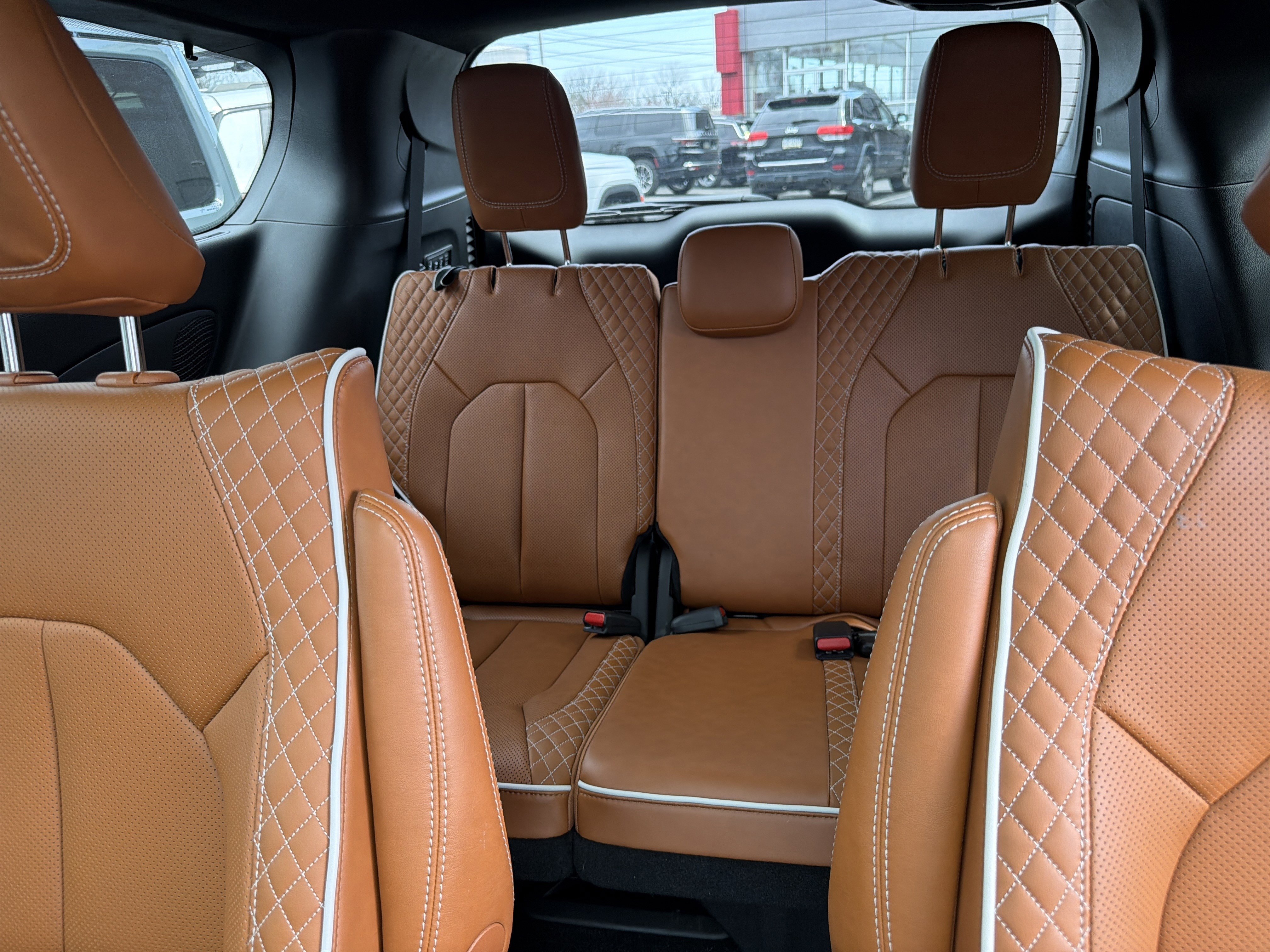 Used 2024 Chrysler Pacifica Pinnacle w/ Trailer Tow Group image 10