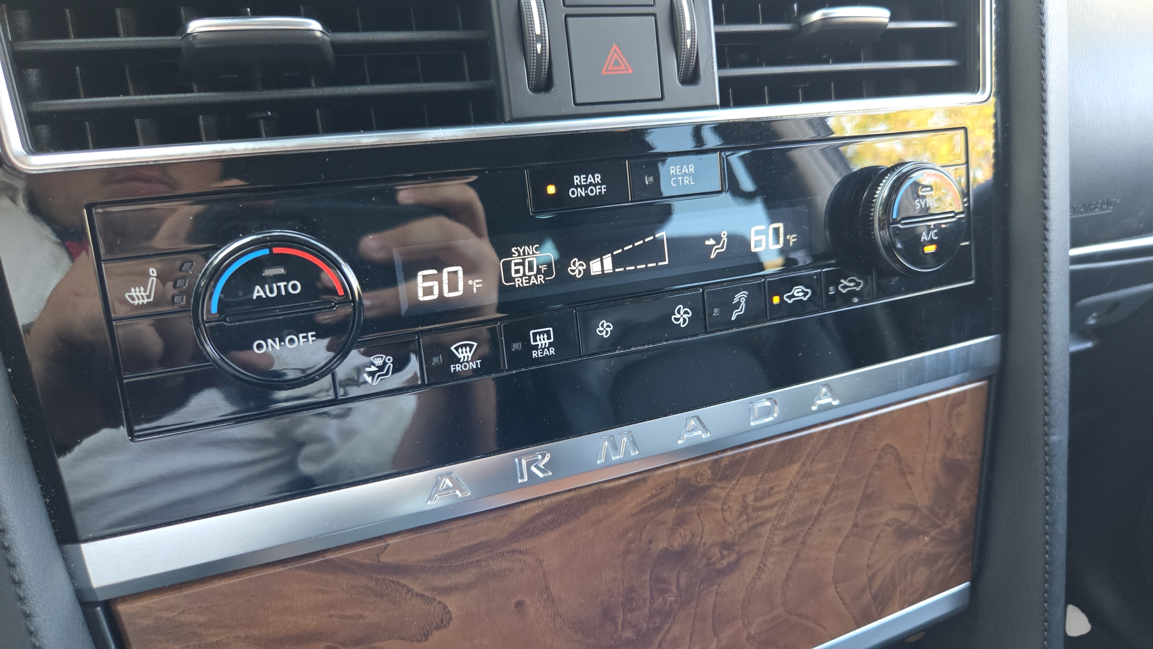 Used 2022 Nissan Armada SL AWD/4WD image 34