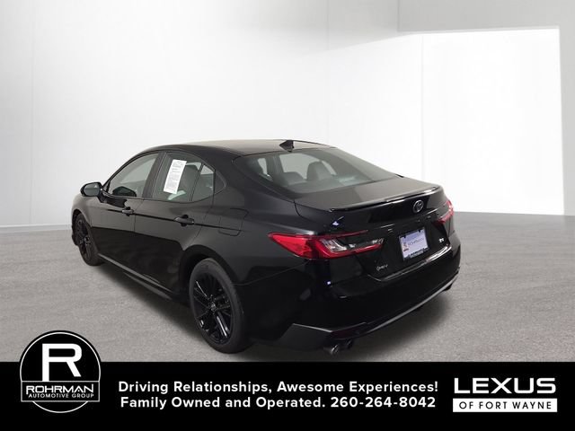 Used 2025 Toyota Camry SE FWD image 8