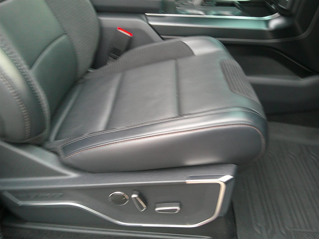 Used 2022 Ford F150 Raptor w/ Equipment Group 801A High image 19