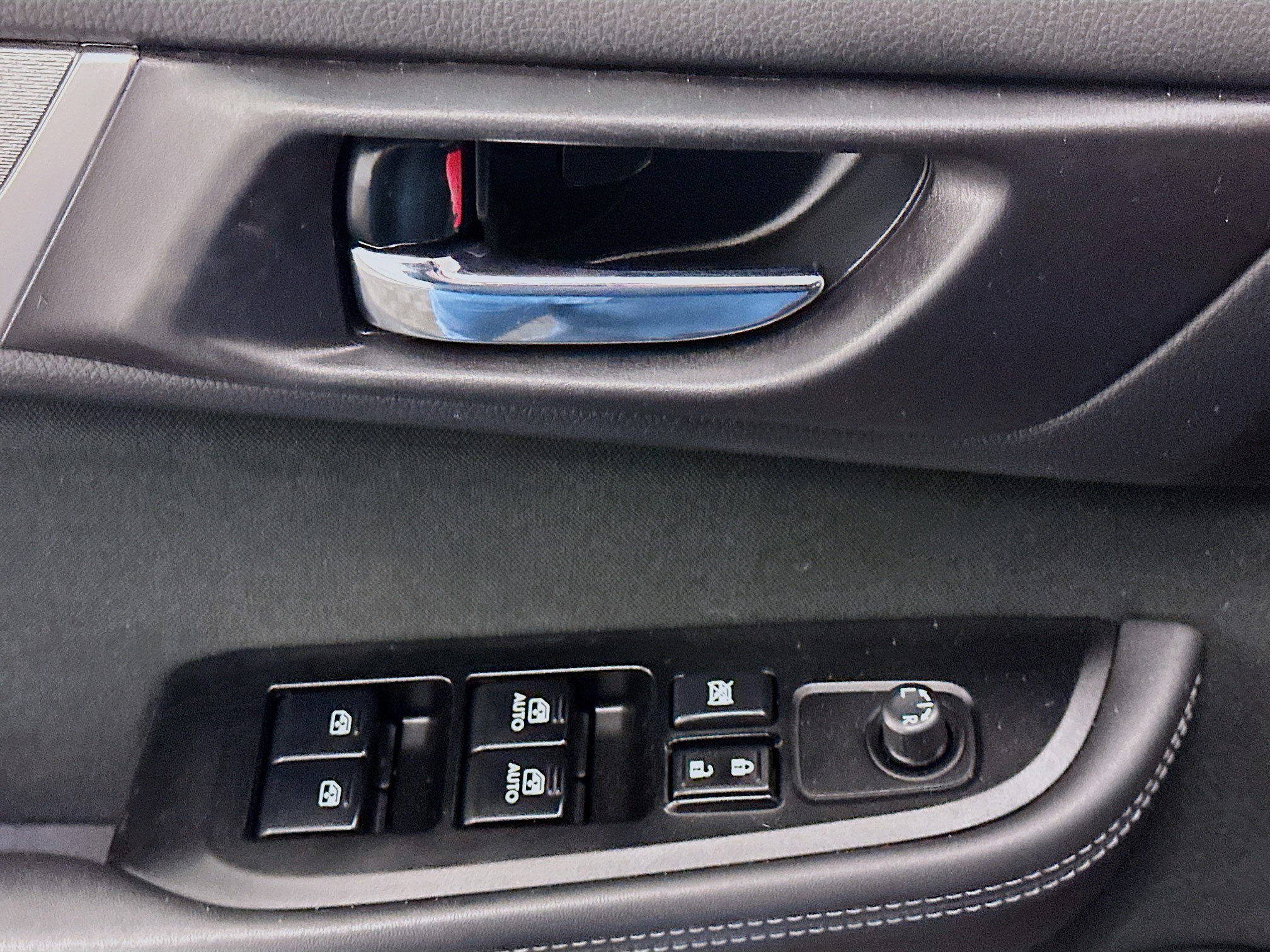 Used 2017 Subaru Outback 2.5i Premium image 15