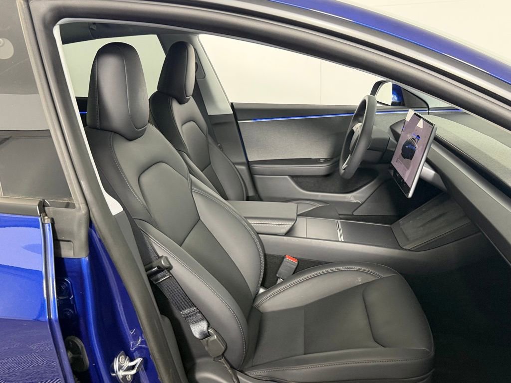 Used 2025 Tesla Model 3 Long Range RWD image 28