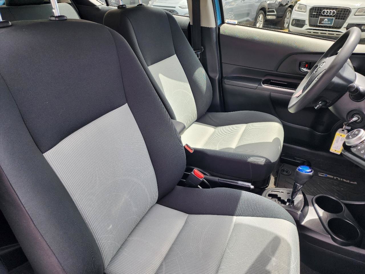 Used 2015 Toyota Prius C Two FWD image 29