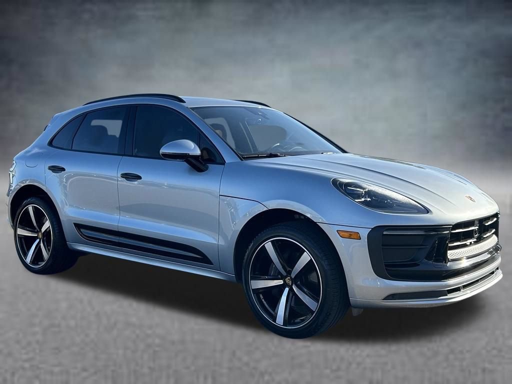 Used 2024 Porsche Macan AWD/4WD image 7