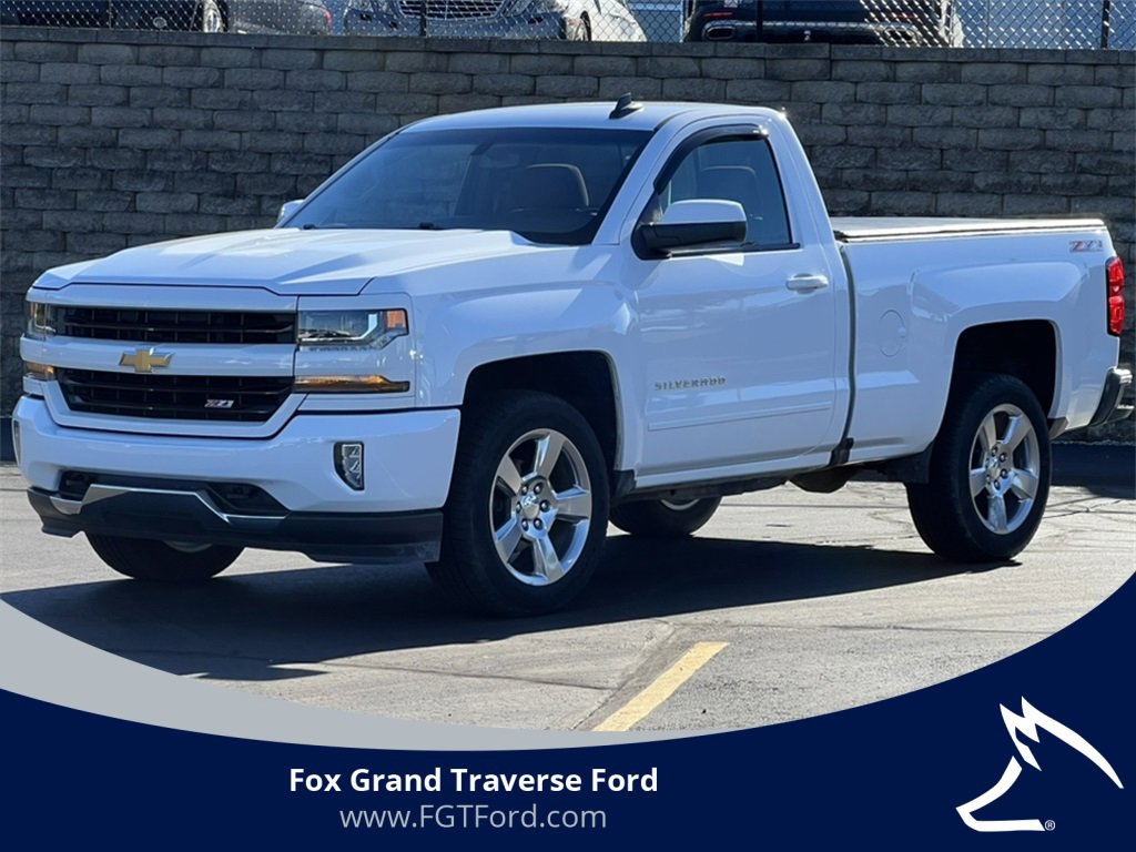 Used 2017 Chevrolet Silverado 1500 LT w/ LT Convenience Package