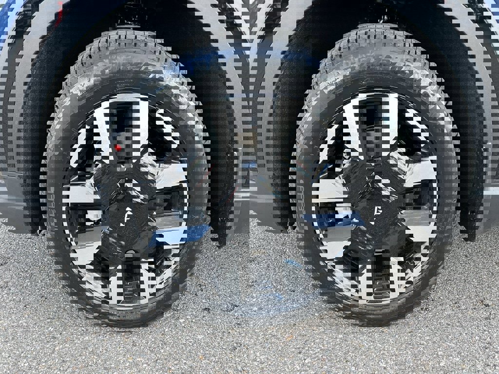 New 2027 Kia Telluride S image 9