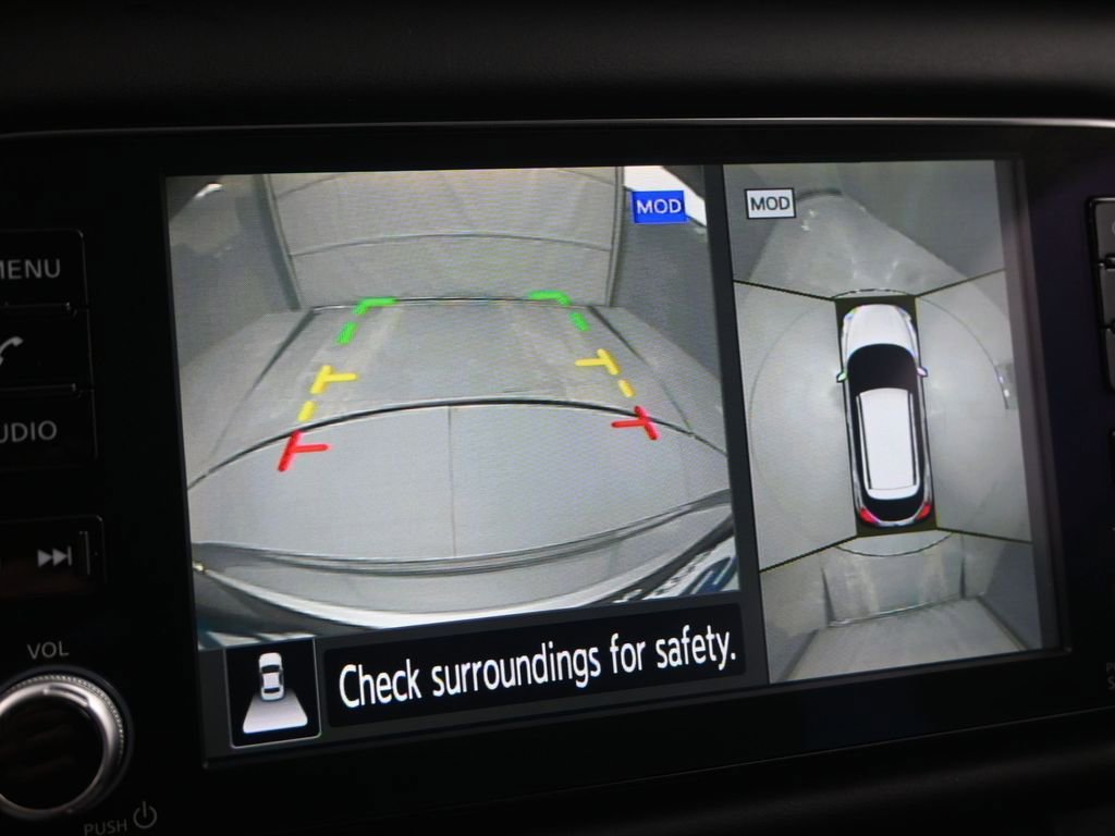 Used 2023 Nissan Kicks SR w/ SR Premium Package image 20