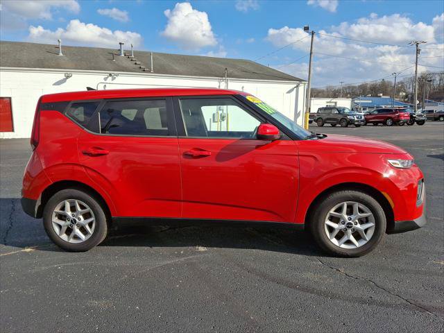 Used 2022 Kia Soul LX w/ Technology Package FWD image 25