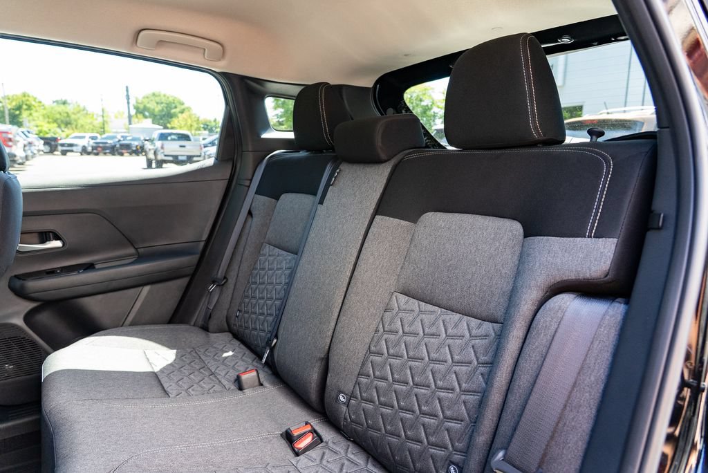 New 2026 Nissan Kicks SV AWD/4WD image 23