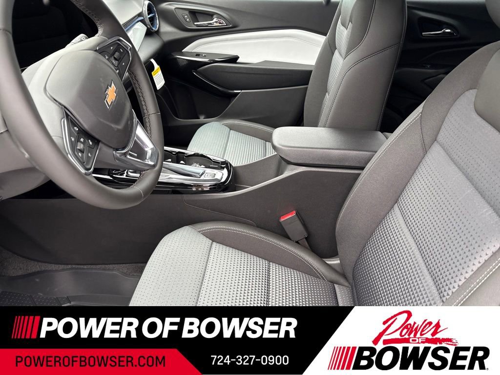 New 2026 Chevrolet Trax LT w/ Driver Confidence Package image 4