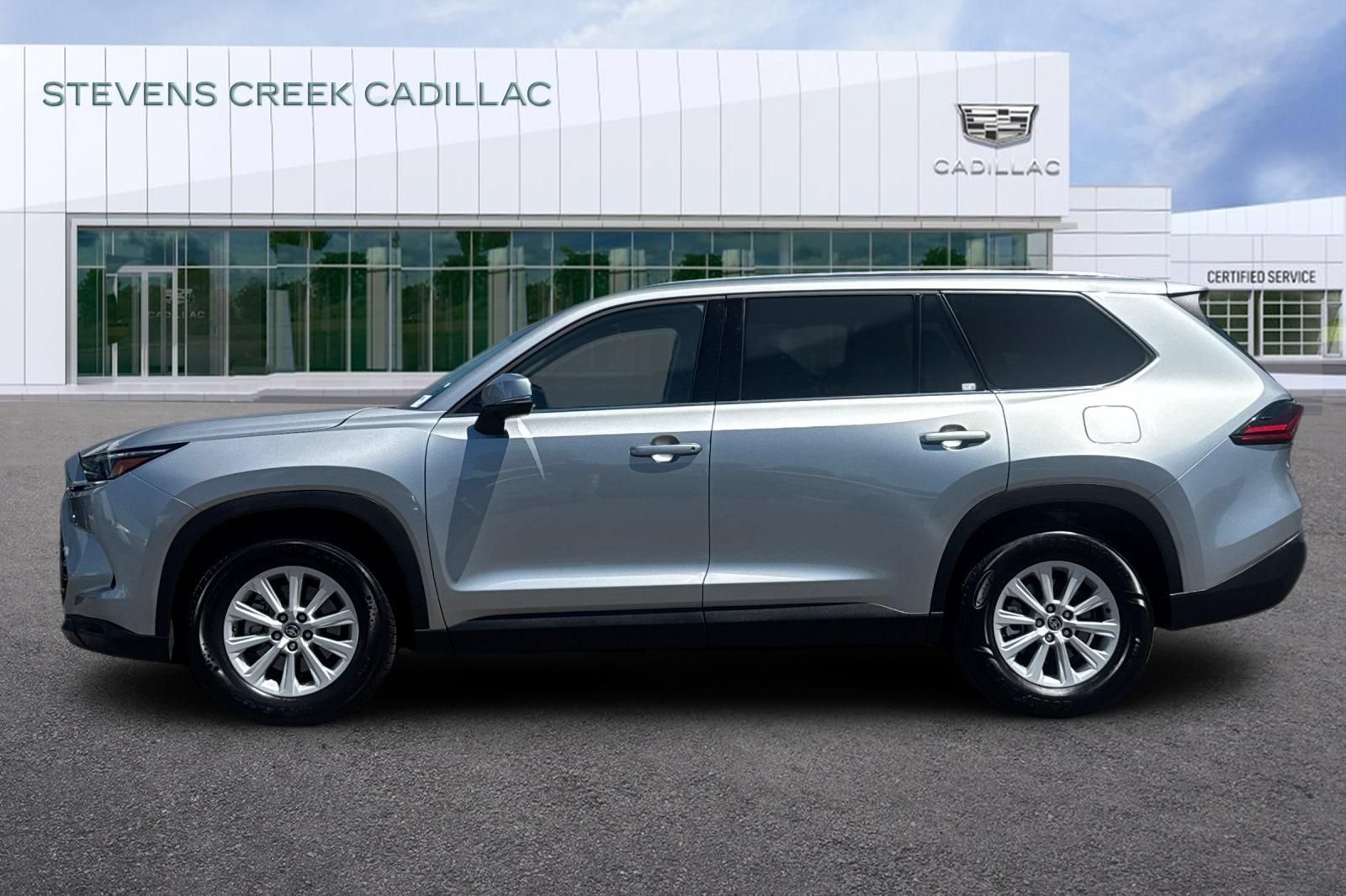 Used 2025 Toyota Grand Highlander FWD image 6