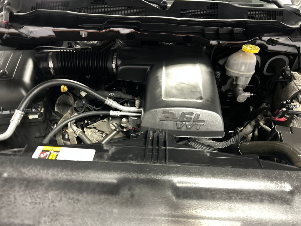 Used 2018 RAM 1500 Express w/ Express Value Package AWD/4WD image 23