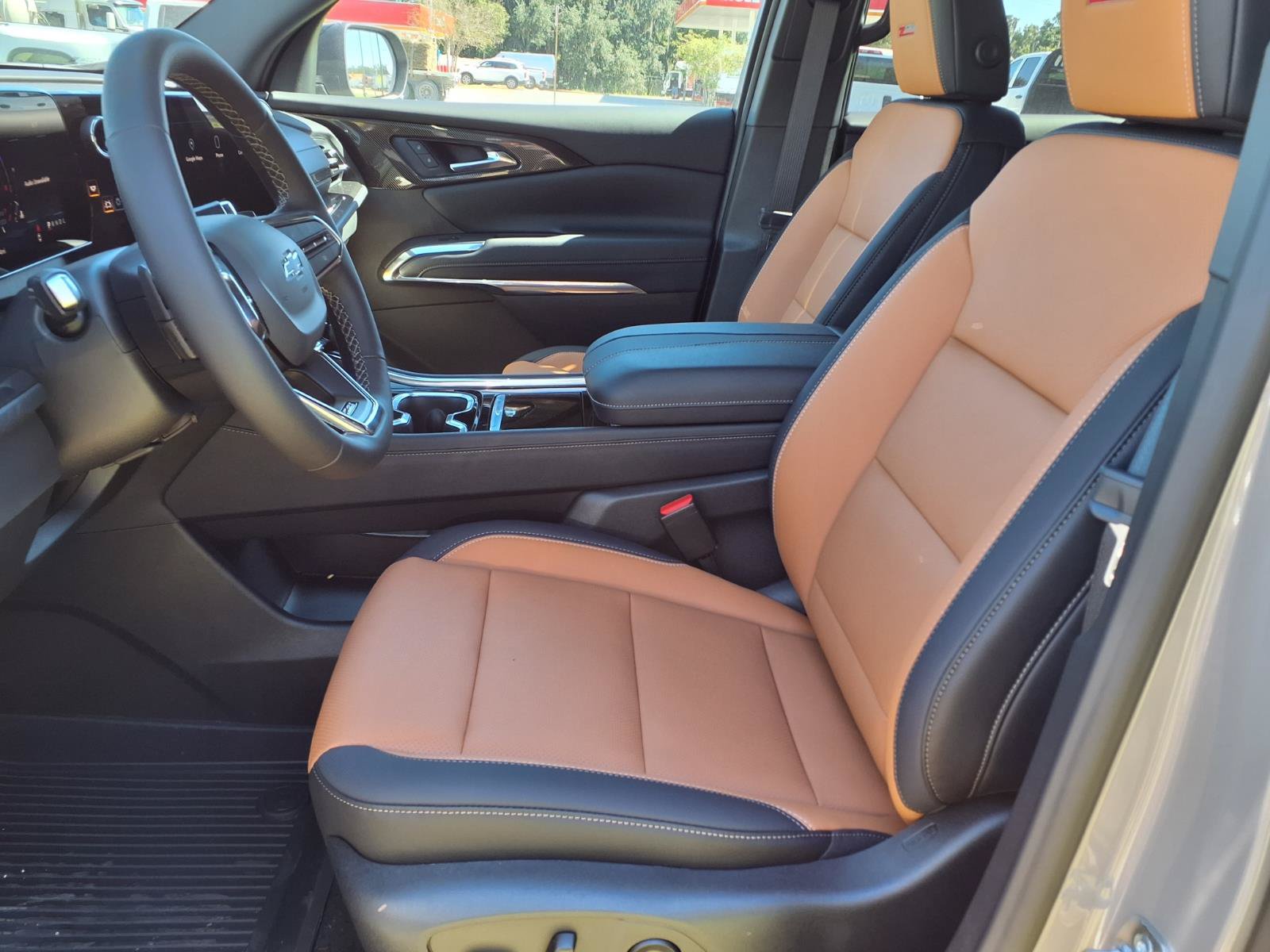New 2027 Chevrolet Traverse Z71 w/ Driver Confidence Package AWD/4WD image 12