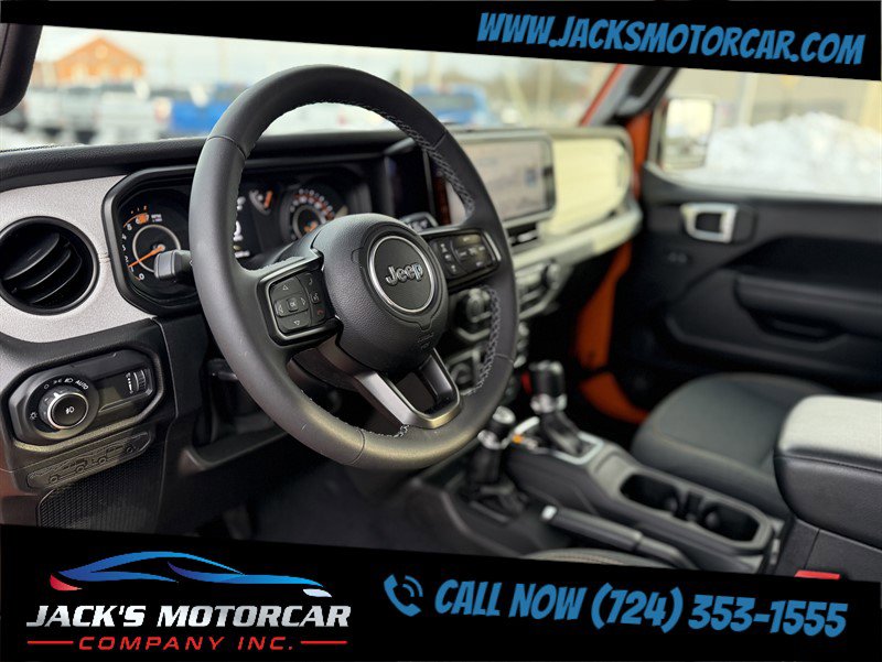 Used 2025 Jeep Wrangler Unlimited Sport image 25