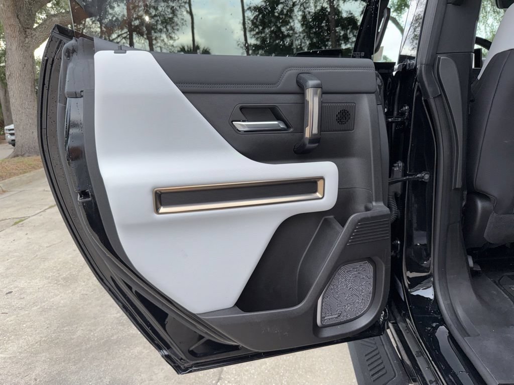 Used 2025 GMC Hummer EV 3X AWD/4WD image 29