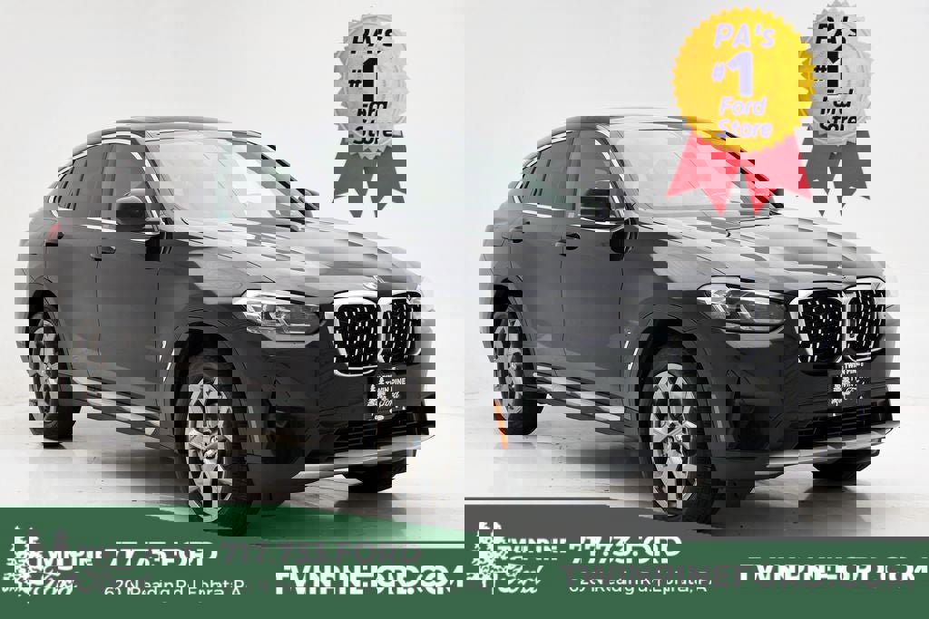 Used 2024 BMW X4 xDrive30i w/ Parking Assistance Package image 1