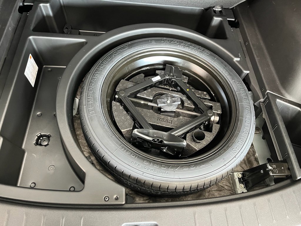 Used 2024 Chevrolet Blazer LT w/ Convenience Package image 9