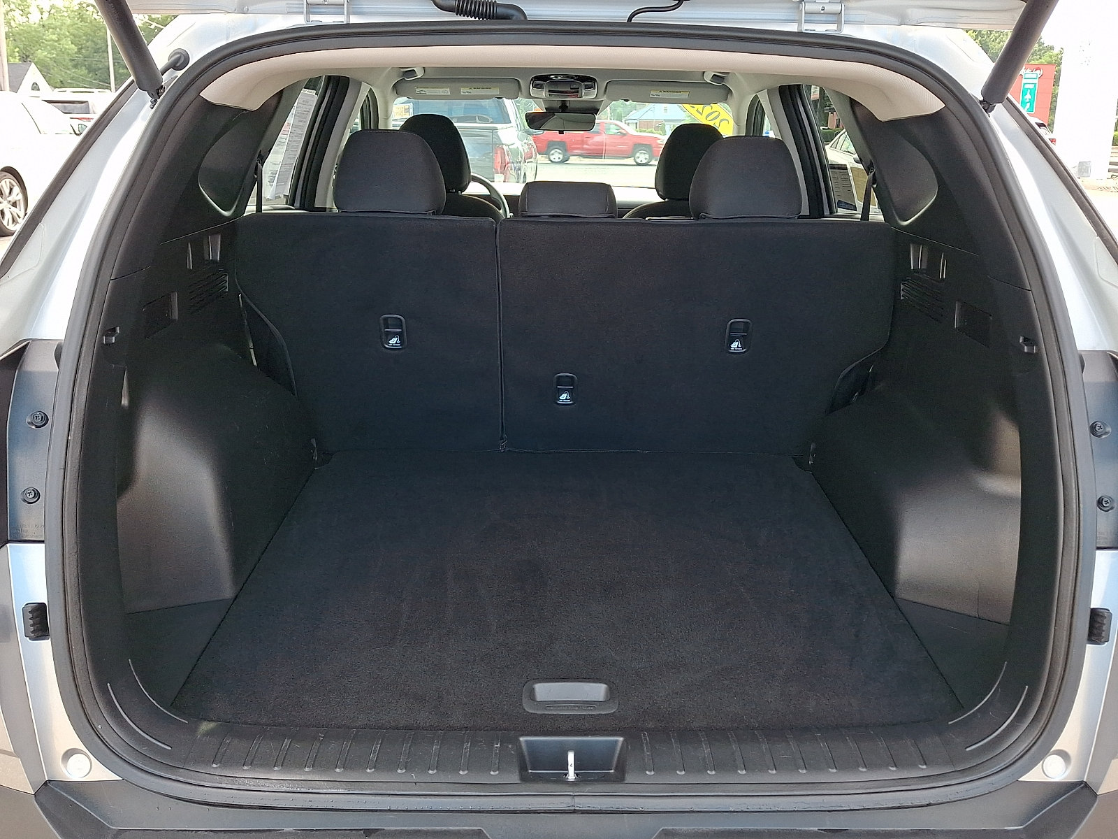 Used 2025 Hyundai Tucson SEL AWD/4WD image 29