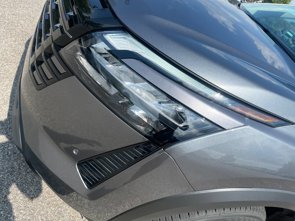 New 2026 Nissan Pathfinder SL FWD image 35