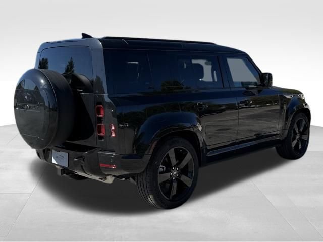 New 2025 Land Rover Defender 110 X-Dynamic SE image 8