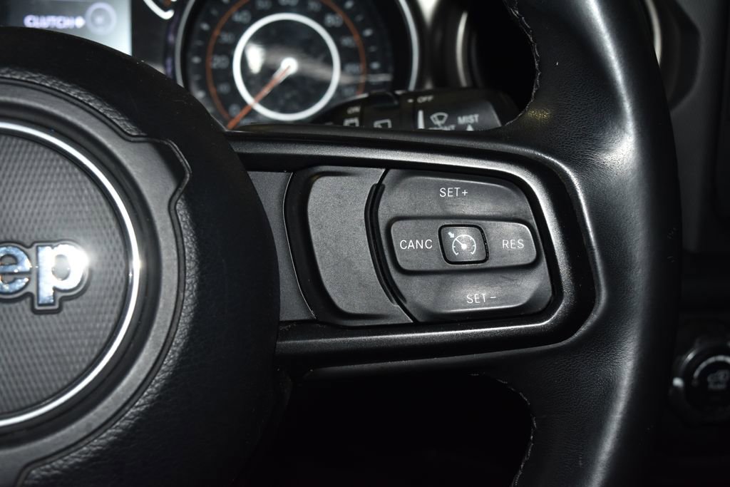 Used 2018 Jeep Wrangler Unlimited Sport S AWD/4WD image 9