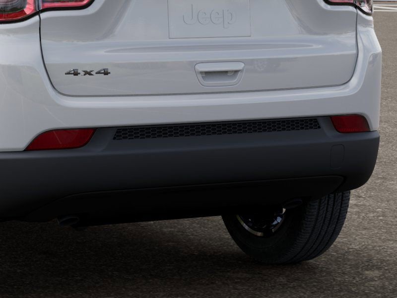 New 2026 Jeep Compass Latitude AWD/4WD image 13