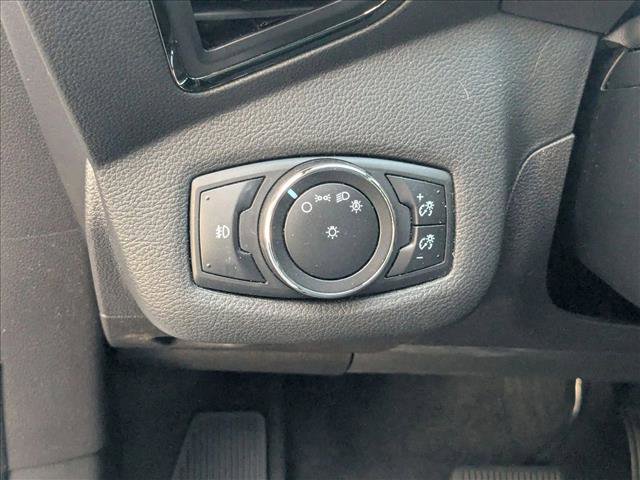 Used 2015 Ford Escape Titanium w/ Equipment Group 301A FWD image 11