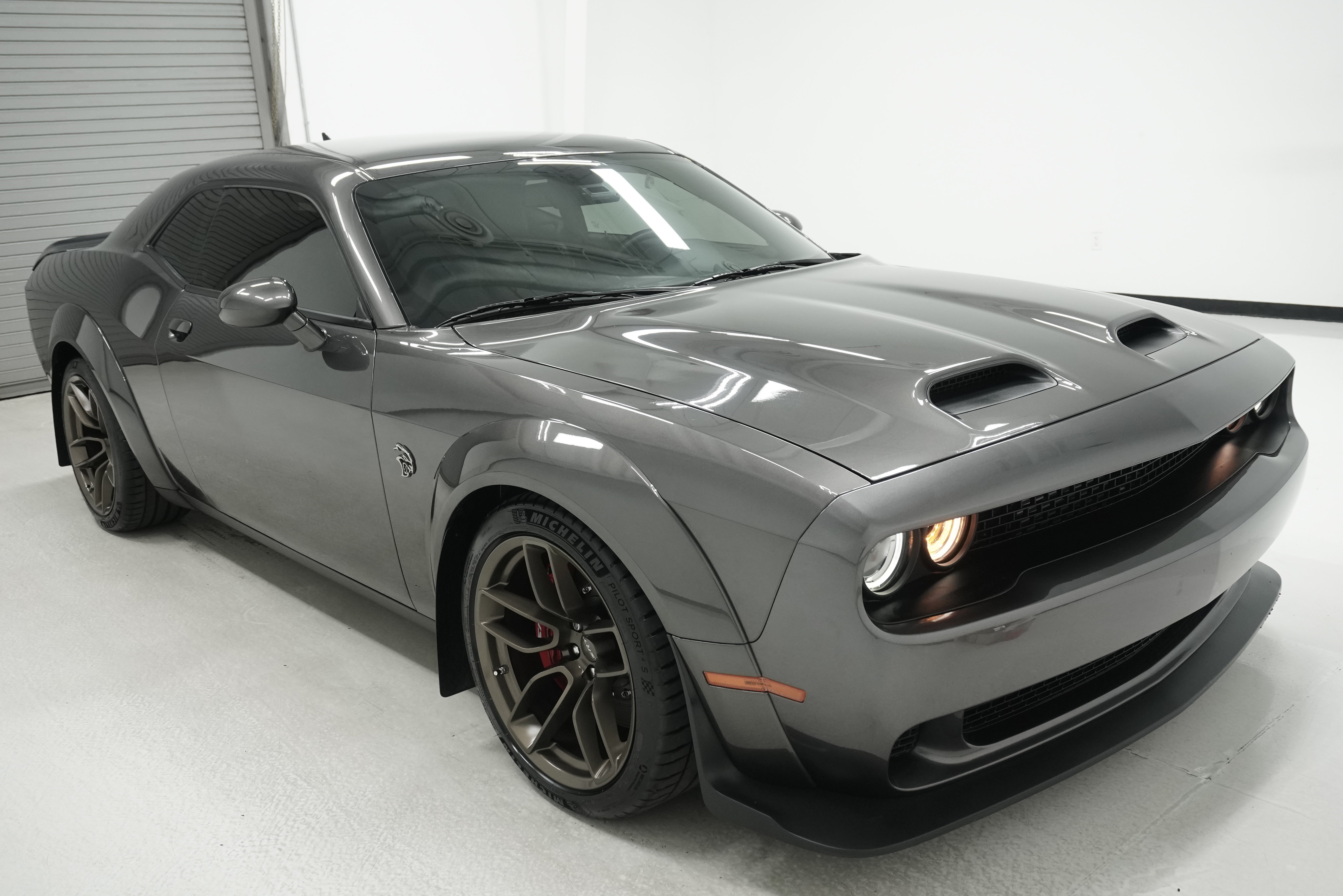 Used 2021 Dodge Challenger SRT Hellcat Redeye RWD image 3