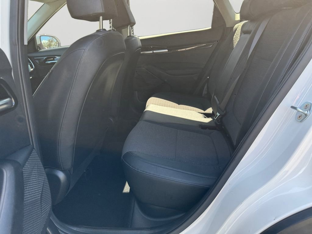 Used 2023 Kia Seltos S w/ Navigation Package FWD image 15